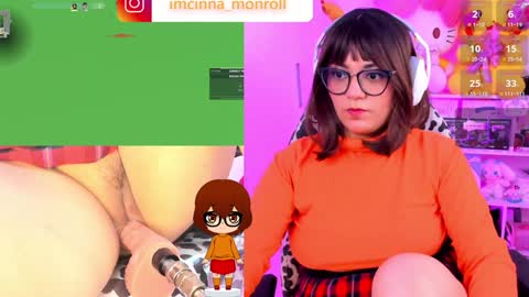 Snapshot of cutecinamonroll chatting on January 9, 2:51 pm Cinna independent model online show from January 9, 2:51 pm