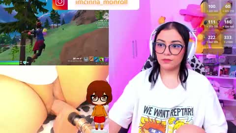 Snapshot of cutecinamonroll chatting on February 11, 7:38 pm Cinna independent model online show from February 11, 7:38 pm