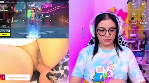 Snapshot of cutecinamonroll chatting on February 25, 4:31 pm Cinna independent model online show from February 25, 4:31 pm