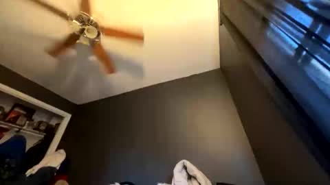 Snapshot of cutecuban18 chatting on February 4, 1:50 pm loveolots online show from February 4, 1:50 pm