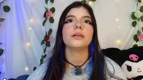 Snapshot of cutee_andrea chatting on May 2, 2:38 am Andrea 3 online show from May 2, 2:38 am