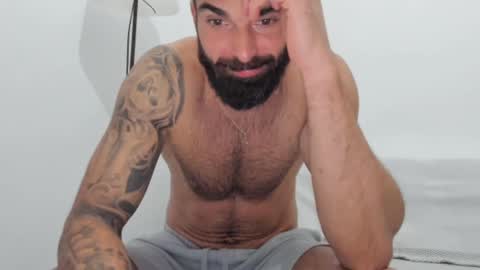 cuteeboy online show from February 19, 7:48 pm