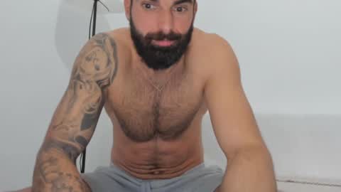 cuteeboy online show from February 20, 2:13 pm