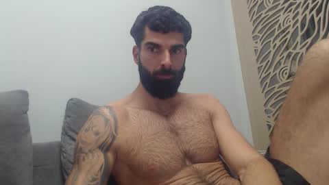 cuteeboy online show from December 1, 6:46 pm