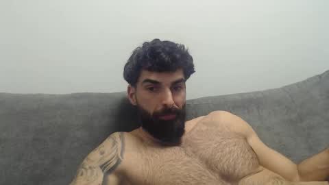 cuteeboy online show from February 11, 7:30 pm