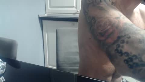 Snapshot of cuteeboy chatting on March 27, 8:30 pm cuteeboy online show from March 27, 8:30 pm