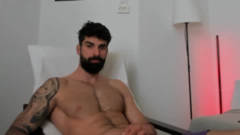 cuteeboy online show from June 1, 7:54 am