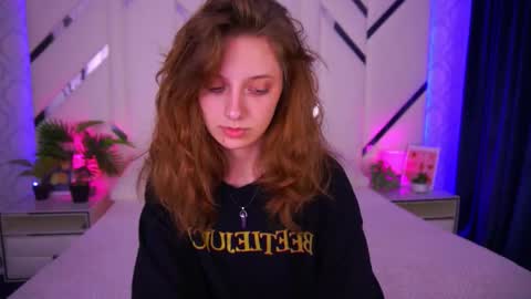 Foxy online show from October 24, 1:29 pm