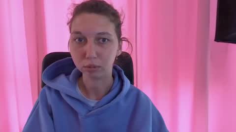 Elli online show from October 17, 9:56 am