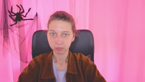 Elli online show from November 1, 10:50 am