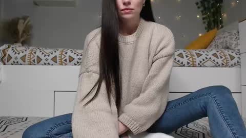 Snapshot of cuteemouse chatting on February 6, 10:40 am Anna online show from February 6, 10:40 am