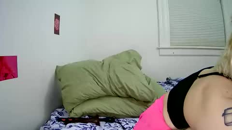 Bella online show from February 15, 6:54 am