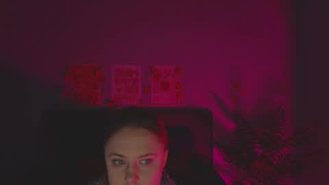 Snapshot of cutefever chatting on May 19, 1:11 am Amyy online show from May 19, 1:11 am