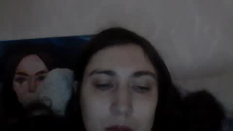 cutekattie online show from December 5, 8:11 am