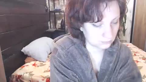 Snapshot of cutemoan chatting on May 1, 9:52 pm Rita online show from May 1, 9:52 pm