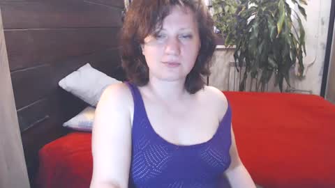 Snapshot of cutemoan chatting on June 17, 9:27 pm Rita online show from June 17, 9:27 pm