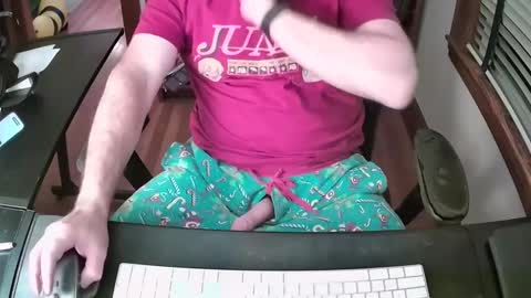 cutenerd15 online show from October 12, 1:48 am