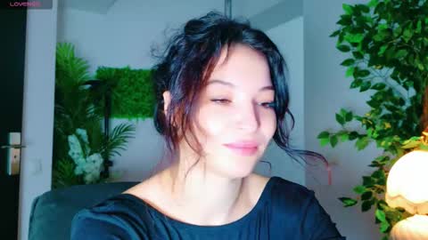 Snapshot of cuteness__girl chatting on October 14, 5:30 am cuteness__girl online show from October 14, 5:30 am