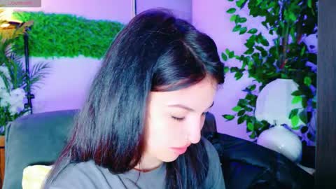 Snapshot of cuteness__girl chatting on October 22, 6:24 am cuteness__girl online show from October 22, 6:24 am