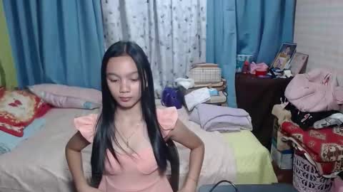 Snapshot of cutepinay_kera chatting on May 10, 11:59 am cutepinay_kera online show from May 10, 11:59 am