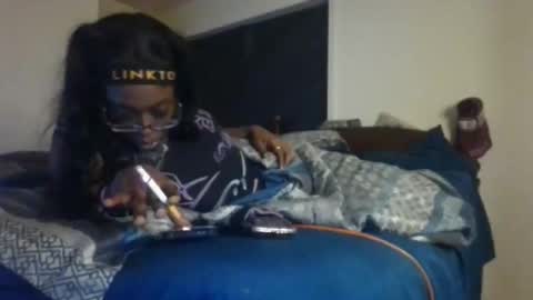 mary mack online show from October 26, 4:51 am