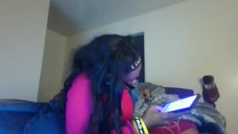 mary mack online show from October 28, 1:25 pm