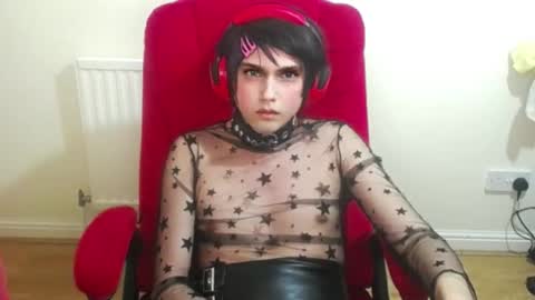 Snapshot of cutest_princess chatting on November 4, 11:48 pm cutest_princess online show from November 4, 11:48 pm