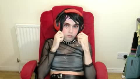 Snapshot of cutest_princess chatting on March 10, 11:43 pm cutest_princess online show from March 10, 11:43 pm