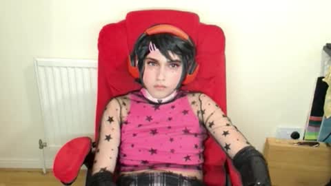 Snapshot of cutest_princess chatting on March 24, 11:21 pm cutest_princess online show from March 24, 11:21 pm