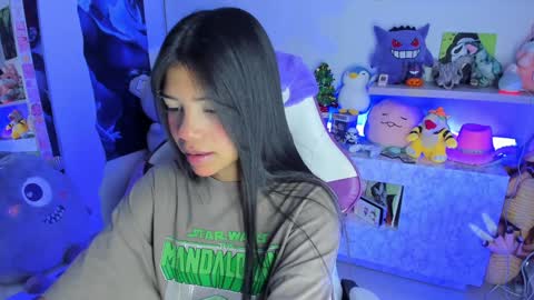 Snapshot of cutestephuwu chatting on December 28, 3:15 am - independent model online show from December 28, 3:15 am