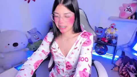 Snapshot of cutestephuwu chatting on October 10, 11:59 pm - independent model online show from October 10, 11:59 pm