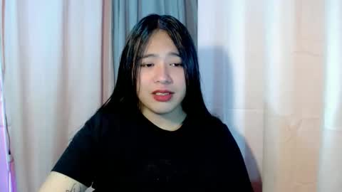 Snapshot of cutestgurl_ chatting on February 6, 10:46 pm cute online show from February 6, 10:46 pm