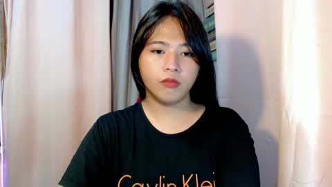 Snapshot of cutestgurl_ chatting on February 15, 7:51 am cute online show from February 15, 7:51 am