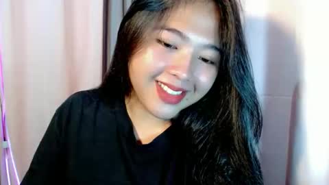 Snapshot of cutestgurl_ chatting on February 19, 1:56 am cute online show from February 19, 1:56 am