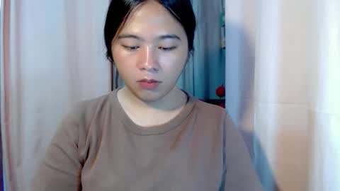 Snapshot of cutestgurl_ chatting on February 27, 2:33 am cute online show from February 27, 2:33 am