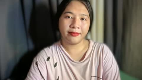 Snapshot of cutestgurl_ chatting on June 27, 5:12 am cute online show from June 27, 5:12 am