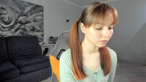 Snapshot of cutetous chatting on September 21, 12:29 pm Julia online show from September 21, 12:29 pm