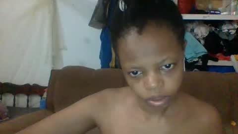 cutey-blonde online show from April 13, 3:45 am