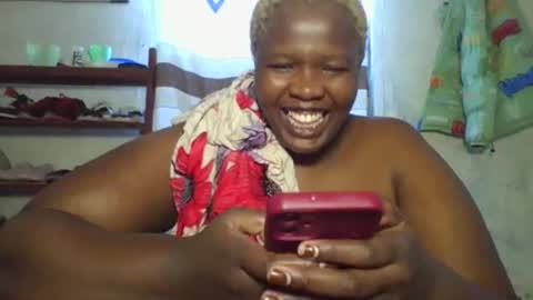 Snapshot of cutey_mellanin chatting on September 10, 7:52 am cutey_mellanin online show from September 10, 7:52 am