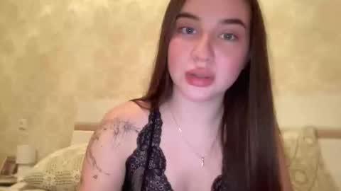 CuteAnn online show from October 10, 5:45 pm