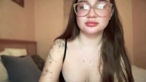 CuteAnn online show from November 18, 6:56 pm