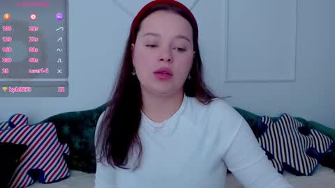 Snapshot of cutie__cutiee_ chatting on September 28, 2:28 am Nika online show from September 28, 2:28 am