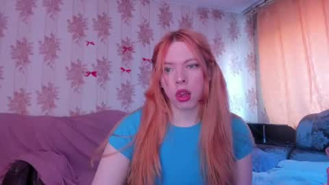 Snapshot of cutie_bambi_ chatting on April 25, 11:02 am Bambi online show from April 25, 11:02 am