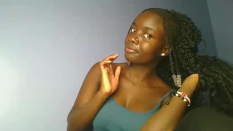 cutie_choco online show from December 18, 7:20 pm