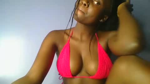 cutie_choco online show from April 4, 7:55 pm