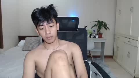 Neil Taylor online show from October 26, 7:53 pm