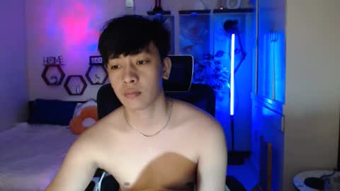 Neil Taylor online show from January 15, 6:00 pm