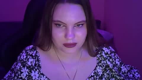 Snapshot of cutie_girl__ chatting on July 16, 1:06 pm cutie_girl__ online show from July 16, 1:06 pm