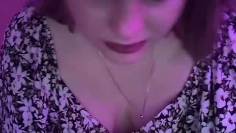 Snapshot of cutie_girl__ chatting on July 17, 1:12 am cutie_girl__ online show from July 17, 1:12 am