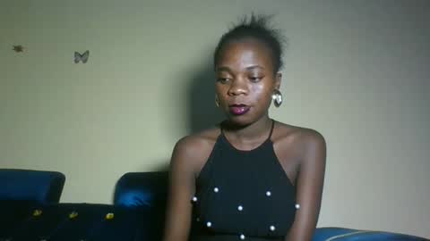Snapshot of cutie_plush chatting on May 12, 7:11 pm cutieplush online show from May 12, 7:11 pm